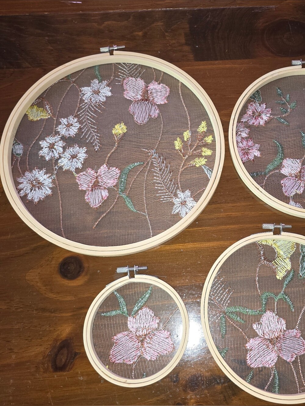 Floral Embroidered Hoop Art Set - Pink & Green - Picture 2 of 2